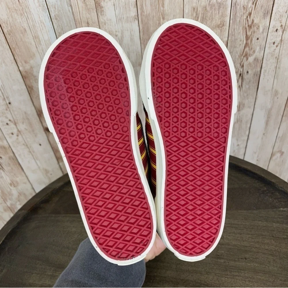 Vans x Harry Potter Sk8-Hi Zip Gryffindor High Top Sneaker Size 6.5‎ Toddler